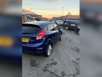 Used Ford Fiesta 2015 for sale - 78285657: Photo