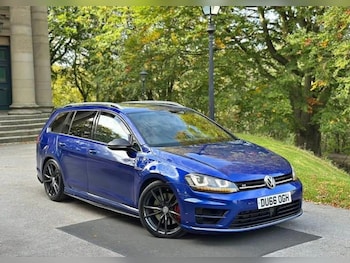 Used Volkswagen Golf 2016 for sale - 76402175: Photo