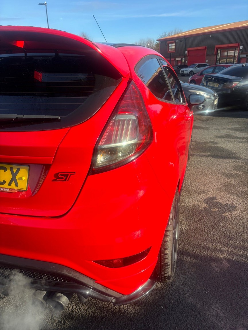 Used Ford Fiesta 2016 for sale - 76712467: Photo 10