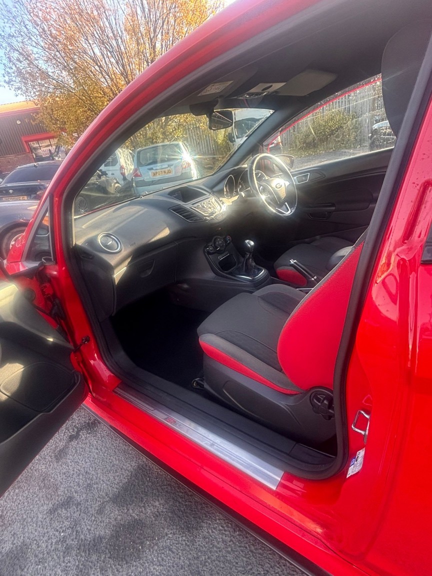 Used Ford Fiesta 2016 for sale - 76712467: Photo 15