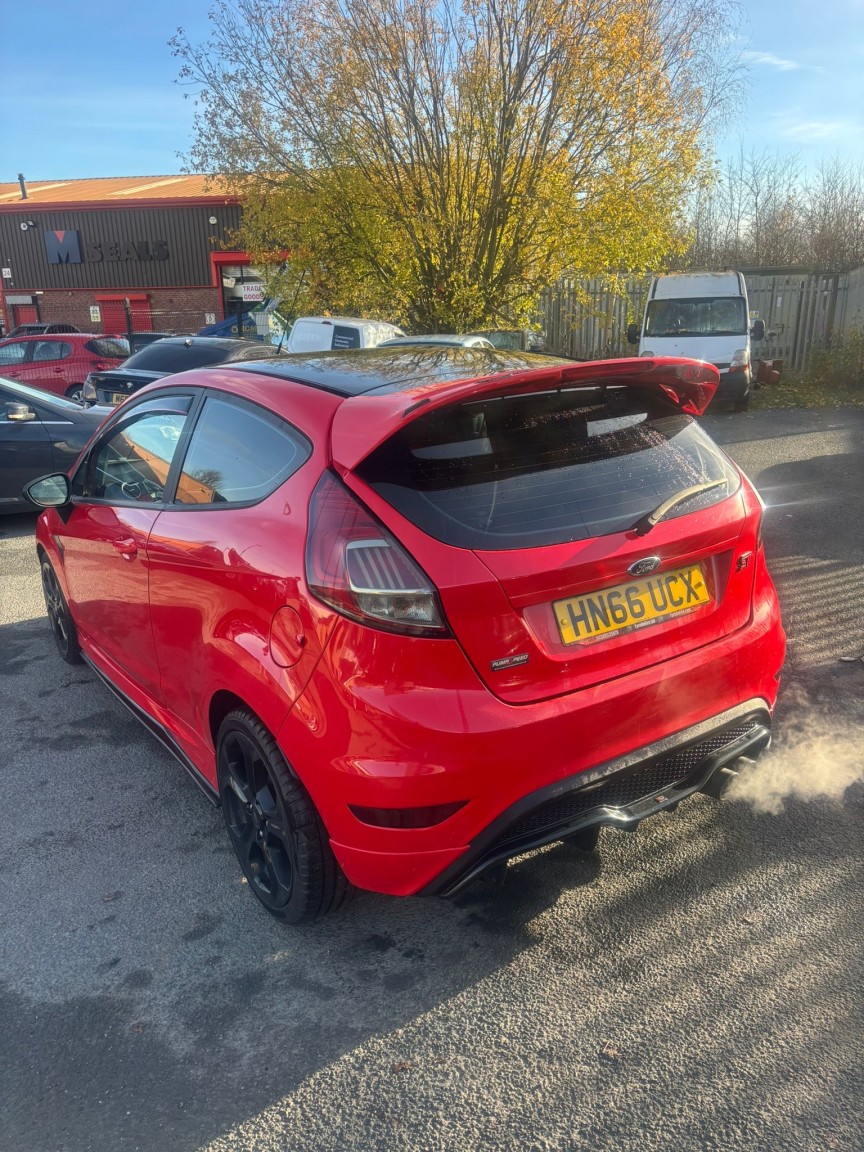 Used Ford Fiesta 2016 for sale - 76712467: Photo 2