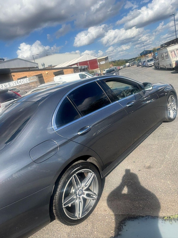 Used Mercedes-Benz E Class 2017 for sale - 76305508: Photo 12