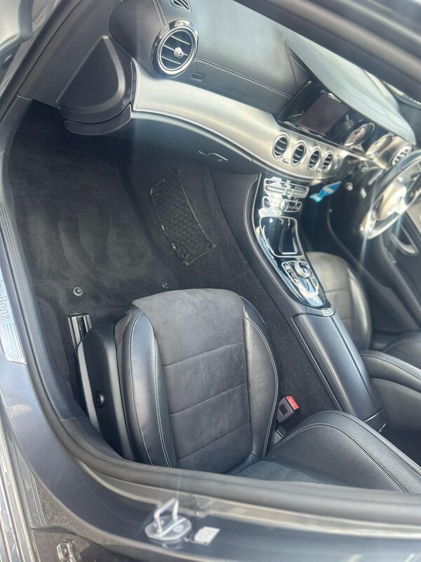 Used Mercedes-Benz E Class 2017 for sale - 76305508: Photo 25