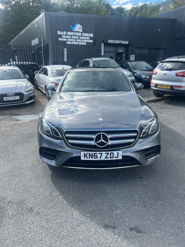 Used Mercedes-Benz E Class 2017 for sale - 76305508: Photo 2