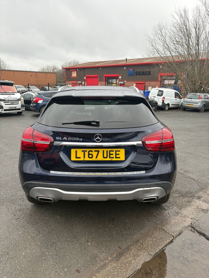 Used Mercedes-Benz GLA 2017 for sale - 77303696: Photo 3