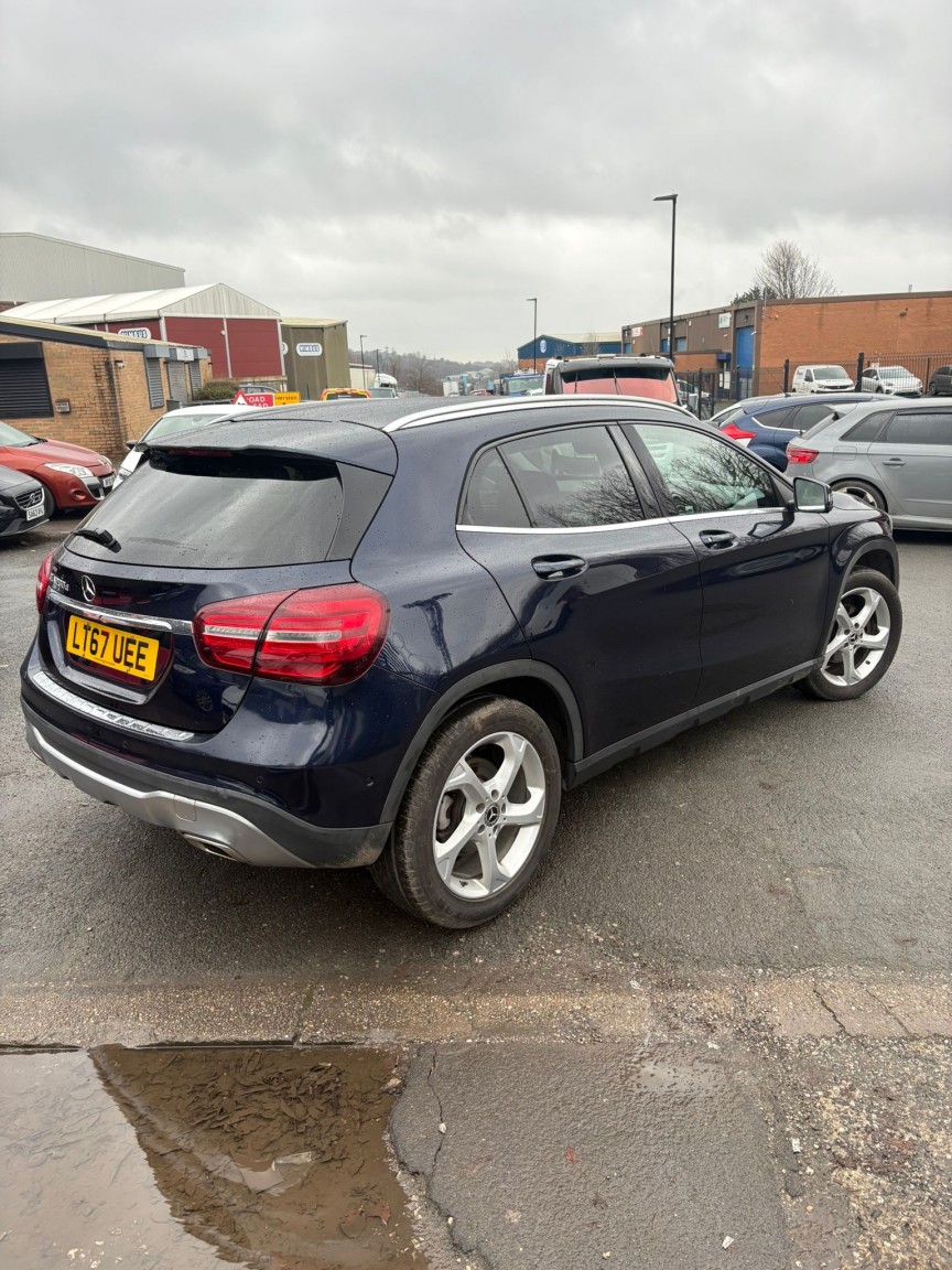 Used Mercedes-Benz GLA 2017 for sale - 77303696: Photo 4