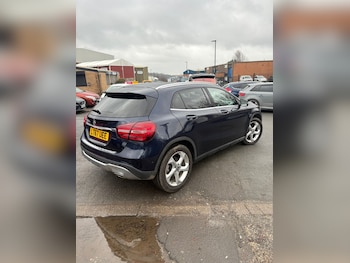 Used Mercedes-Benz GLA 2017 for sale - 77303696: Photo