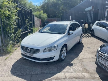 Used Volvo V60 2017 for sale - 79029960: Photo