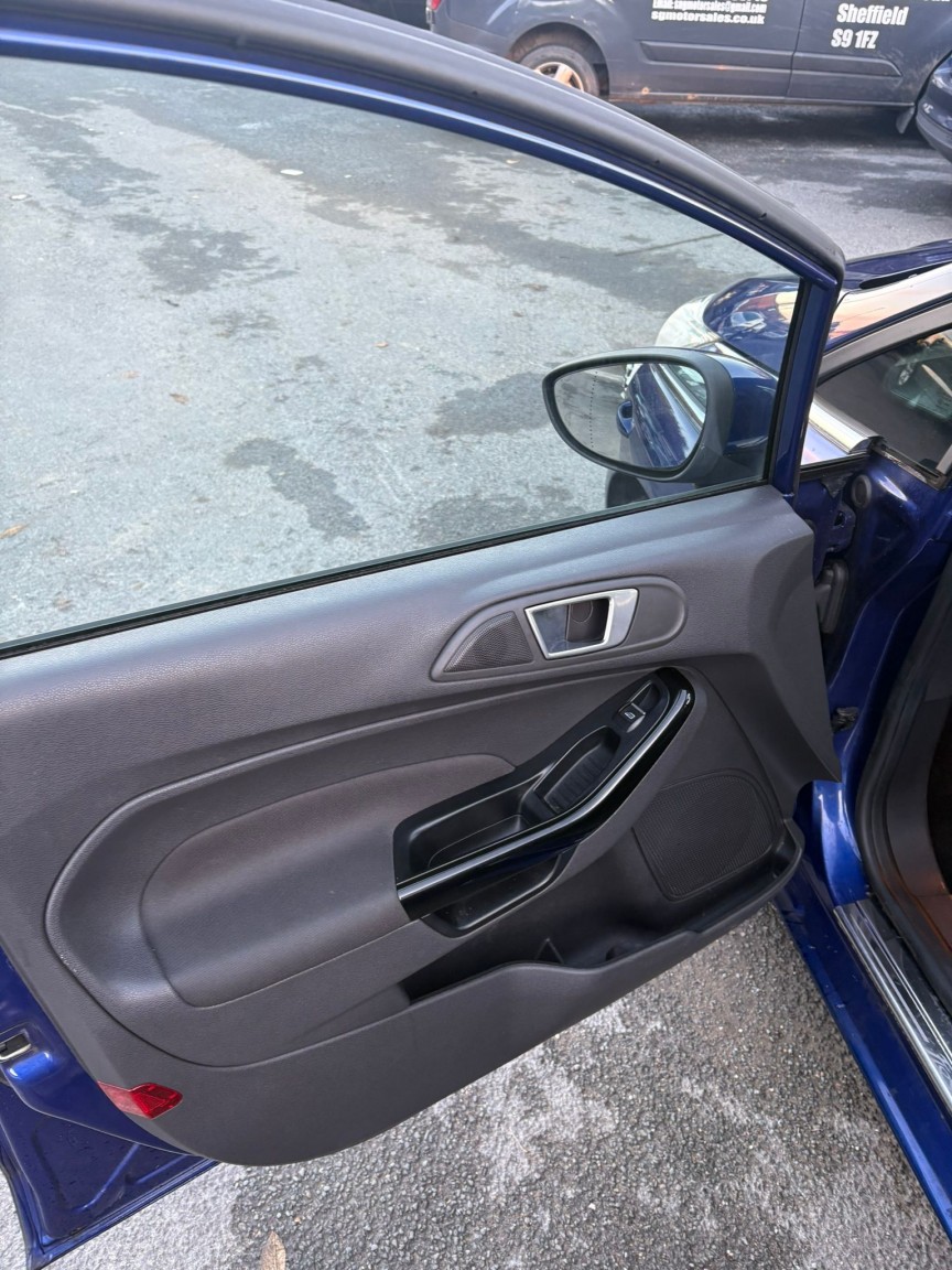 Used Ford Fiesta 2015 for sale - 76643324: Photo 23