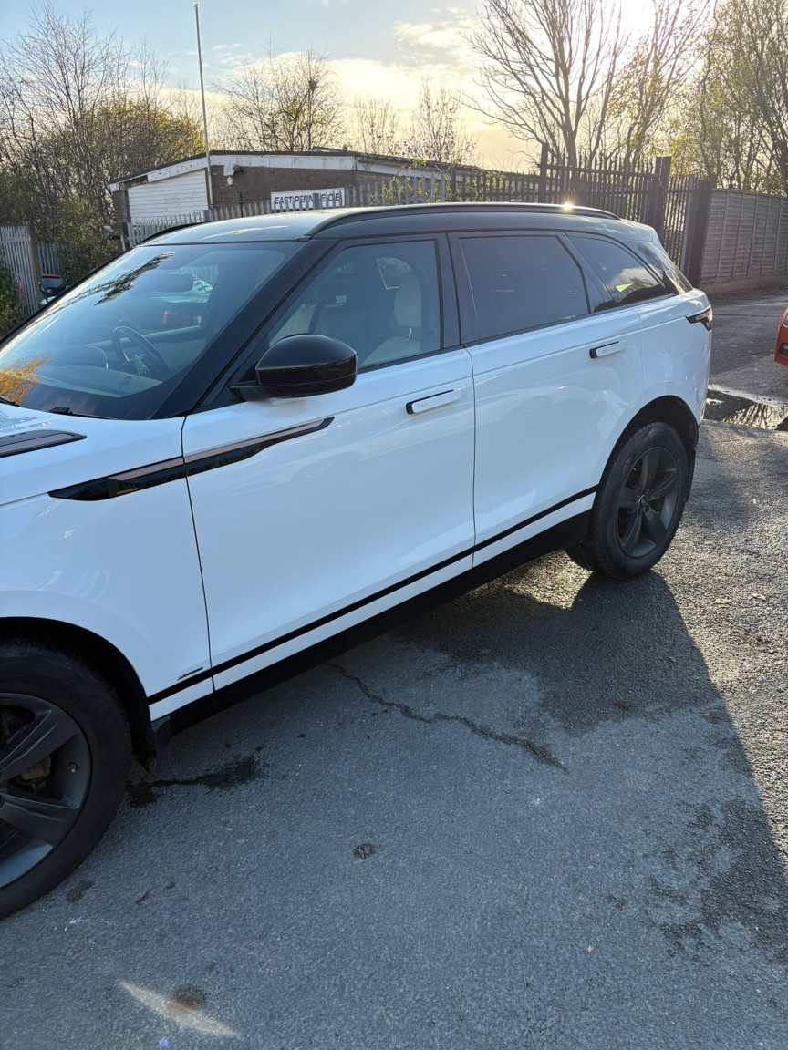 Used Land Rover Range Rover Velar 2018 for sale - 76643315: Photo 14
