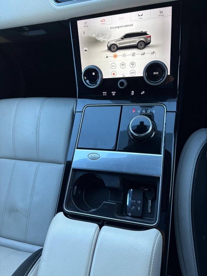 Used Land Rover Range Rover Velar 2018 for sale - 76643315: Photo 31