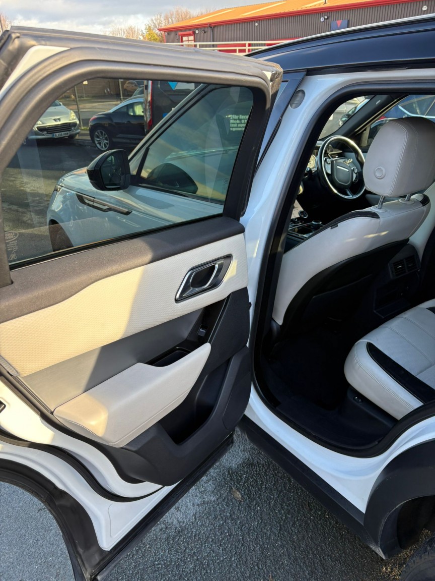 Used Land Rover Range Rover Velar 2018 for sale - 76643315: Photo 36