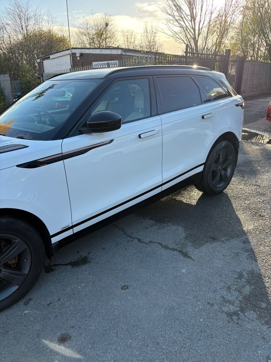 Used Land Rover Range Rover Velar 2018 for sale - 76643315: Photo 8