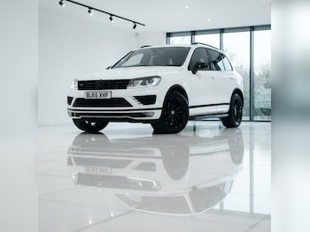 Used Volkswagen Touareg 2016 for sale - 79379093: Photo