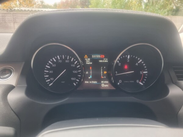 Used Land Rover Range Rover Evoque 2011 for sale - 76305563: Photo 32