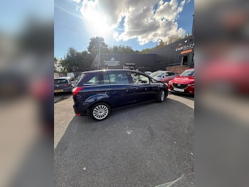 Used Ford Grand C-Max 2013 for sale - 76305552: Photo