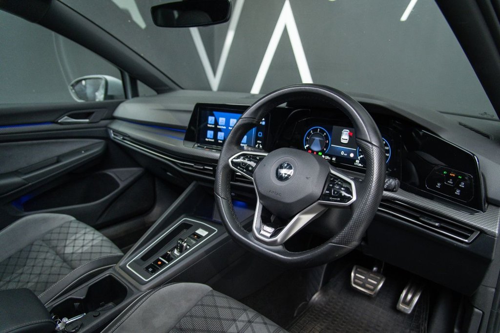 Used Volkswagen Golf 2022 for sale - 76345180: Photo 2