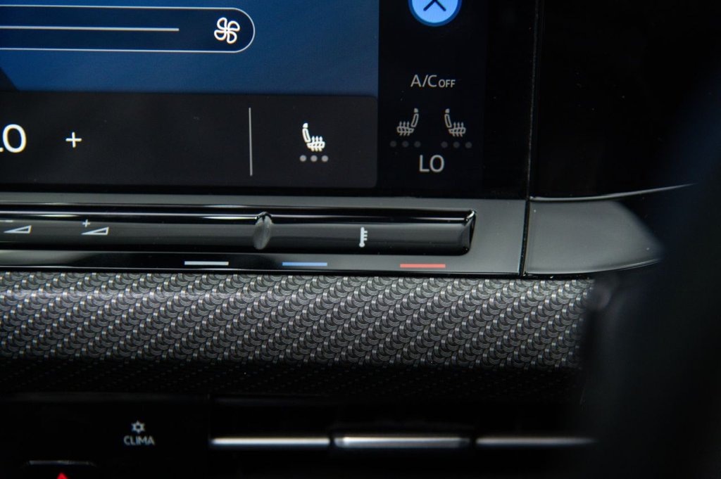 Used Volkswagen Golf 2022 for sale - 76345180: Photo 21