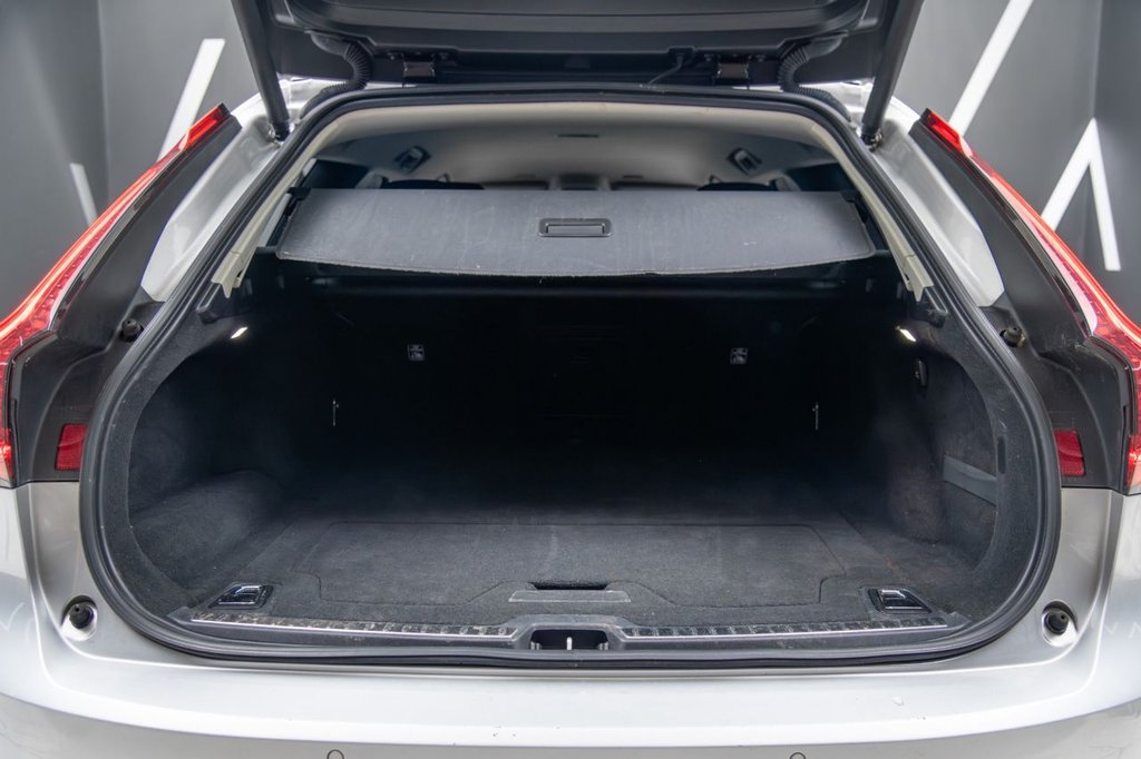 Used Volvo V90 2021 for sale - 76617787: Photo 15