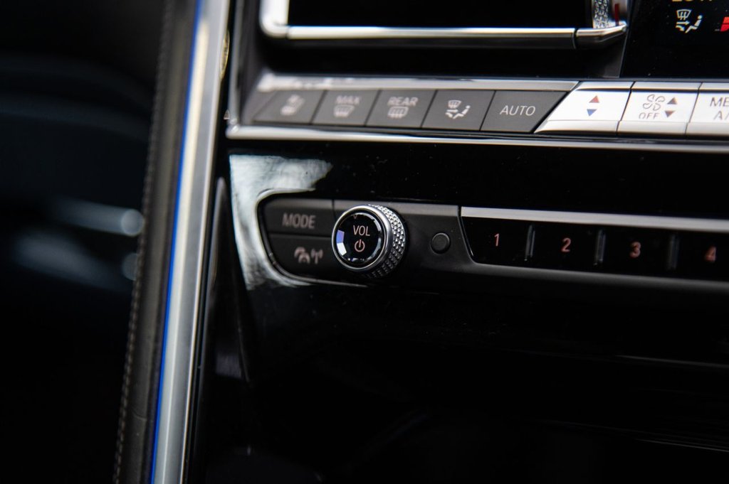 Used BMW 8 Series 2019 for sale - 75877632: Photo 28