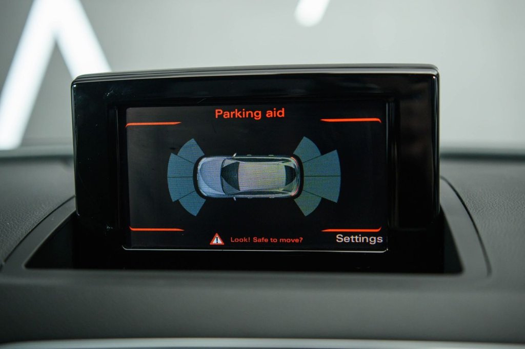 Used Audi Q3 2014 for sale - 77583119: Photo 24