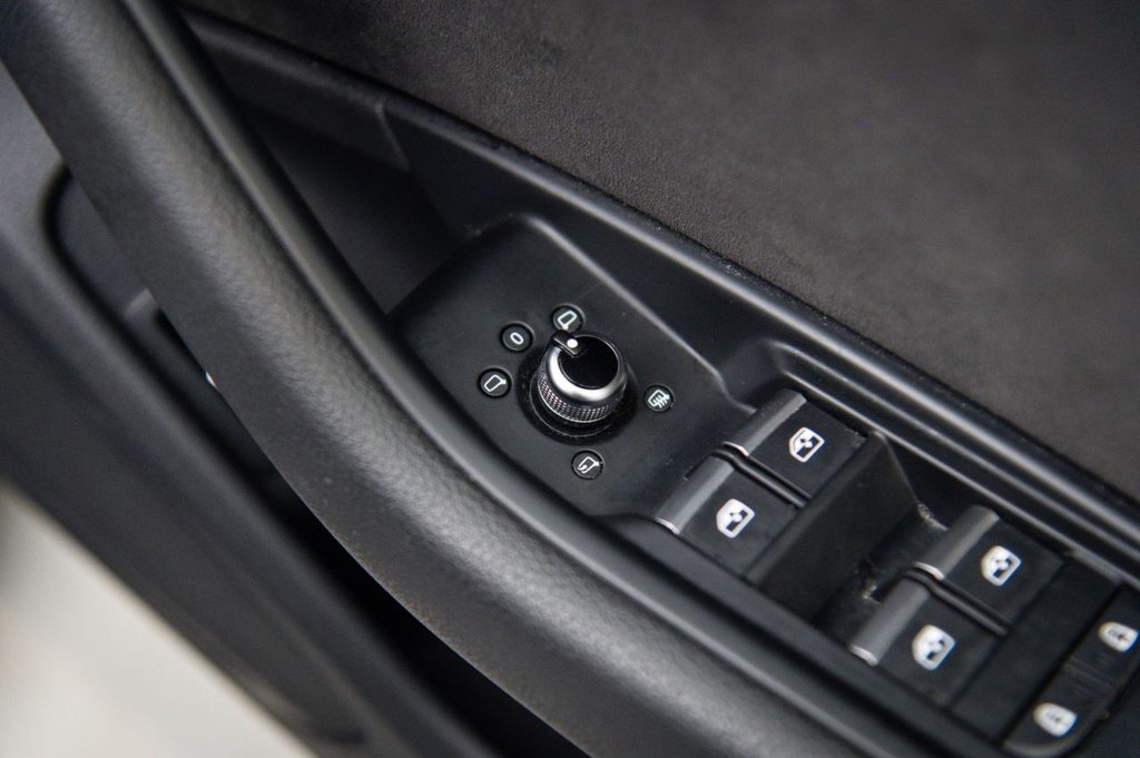 Used Audi A4 Avant 2020 for sale - 76376343: Photo 33