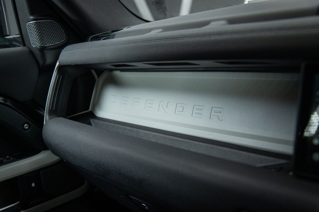 Used Land Rover Defender 2022 for sale - 76356213: Photo 39