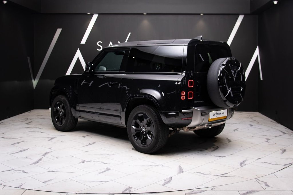 Used Land Rover Defender 2022 for sale - 76356213: Photo 6