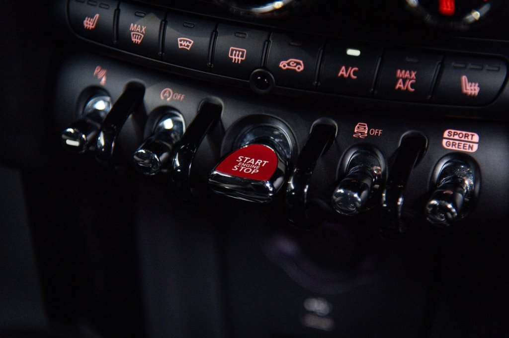 Used MINI Hatch 2021 for sale - 76323730: Photo 24