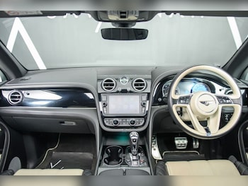 Used Bentley Bentayga 2019 for sale - 78200805: Photo