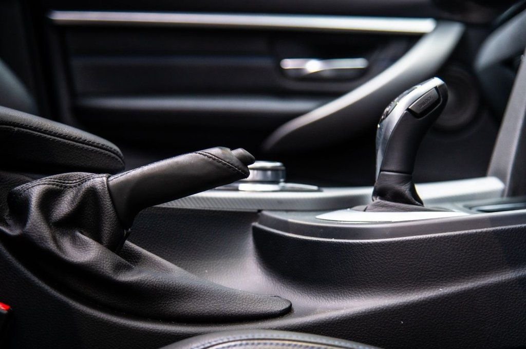 Used BMW 3 Series 2018 for sale - 77498684: Photo 22