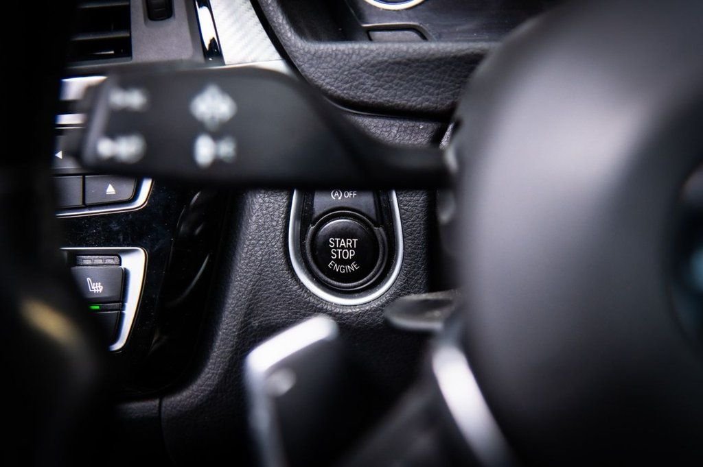 Used BMW 3 Series 2018 for sale - 77498684: Photo 42