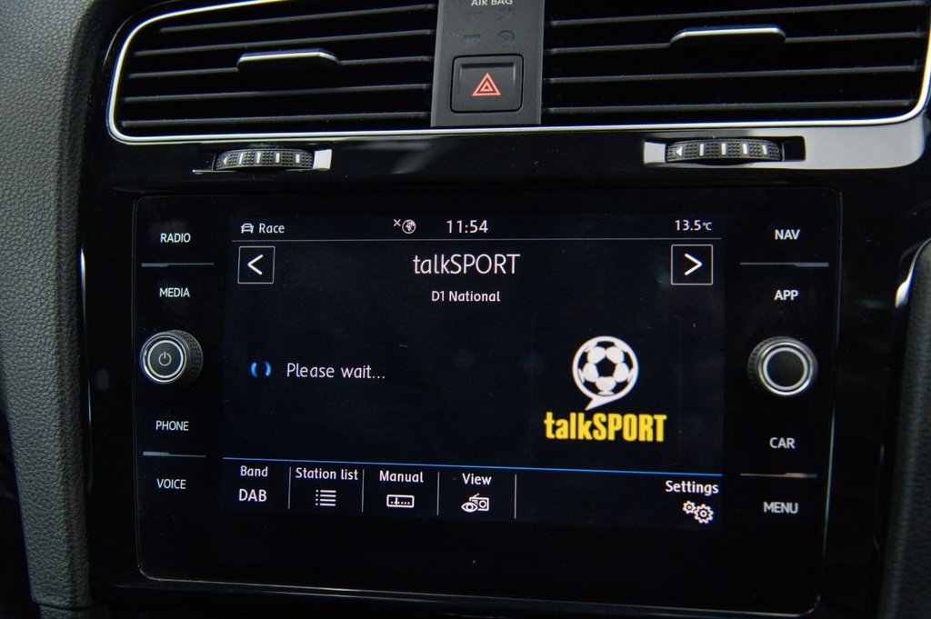 Used Volkswagen Golf 2019 for sale - 76855097: Photo 28