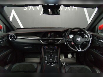 Used Alfa Romeo Stelvio 2021 for sale - 76973882: Photo