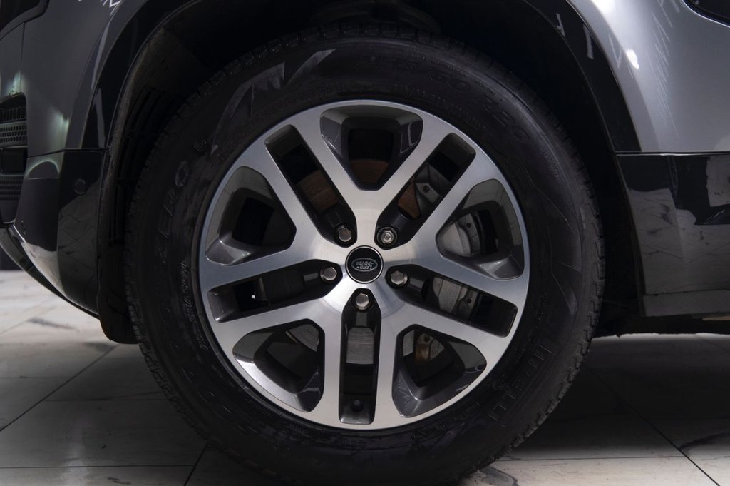 Used Land Rover Defender 2024 for sale - 76654959: Photo 13