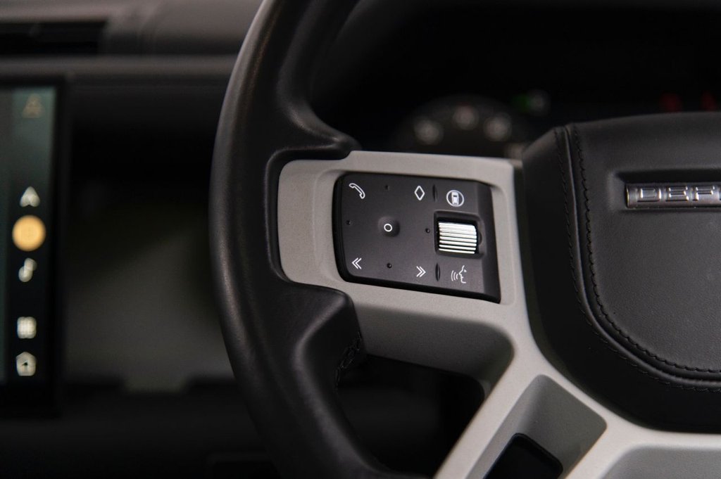 Used Land Rover Defender 2024 for sale - 76654959: Photo 20