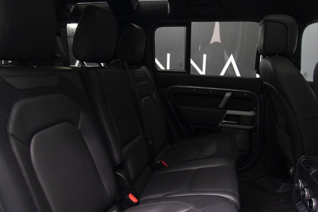 Used Land Rover Defender 2024 for sale - 76654959: Photo 30