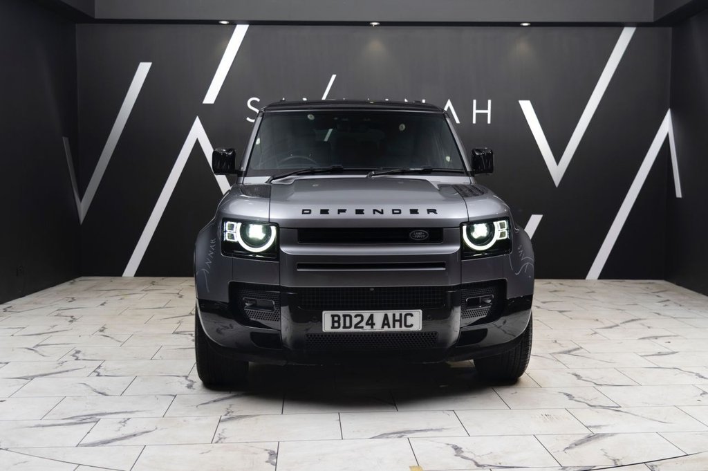 Used Land Rover Defender 2024 for sale - 76654959: Photo 31