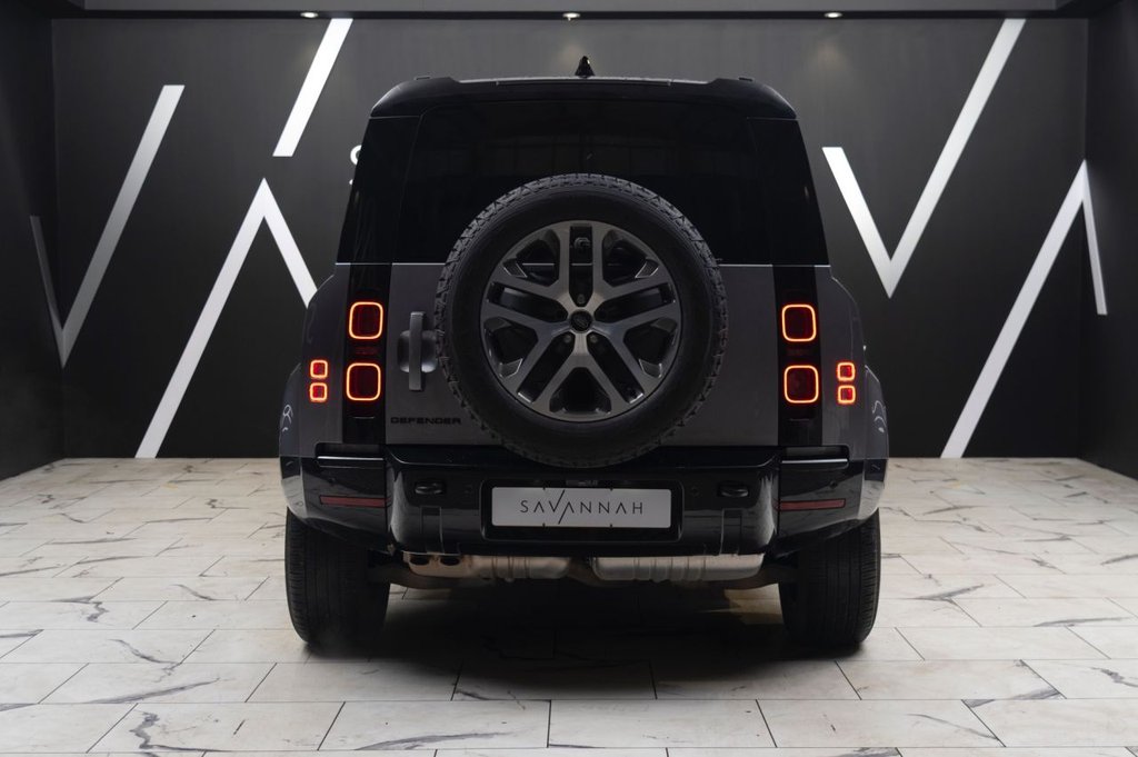 Used Land Rover Defender 2024 for sale - 76654959: Photo 7