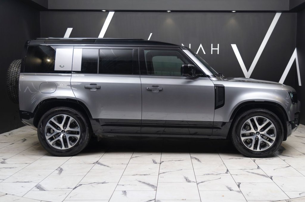 Used Land Rover Defender 2024 for sale - 76654959: Photo 9