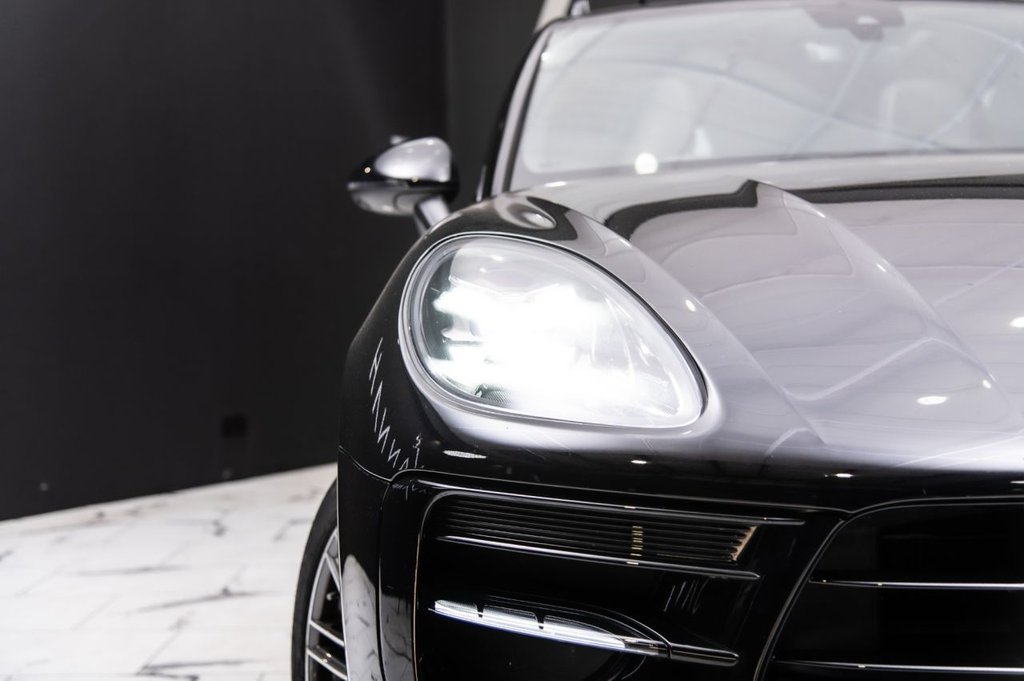 Used Porsche Macan 2021 for sale - 75986177: Photo 10