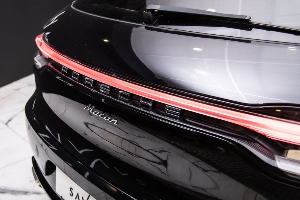Used Porsche Macan 2021 for sale - 75986177: Photo 12