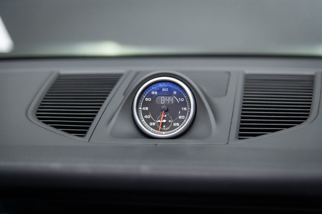 Used Porsche Macan 2021 for sale - 75986177: Photo 15