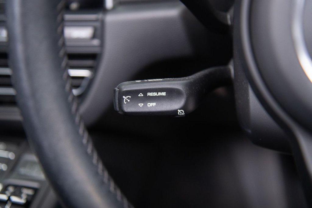 Used Porsche Macan 2021 for sale - 75986177: Photo 33