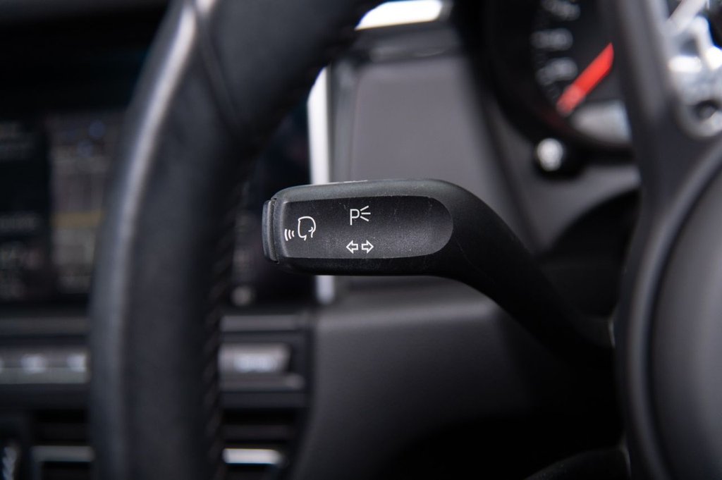 Used Porsche Macan 2021 for sale - 75986177: Photo 35