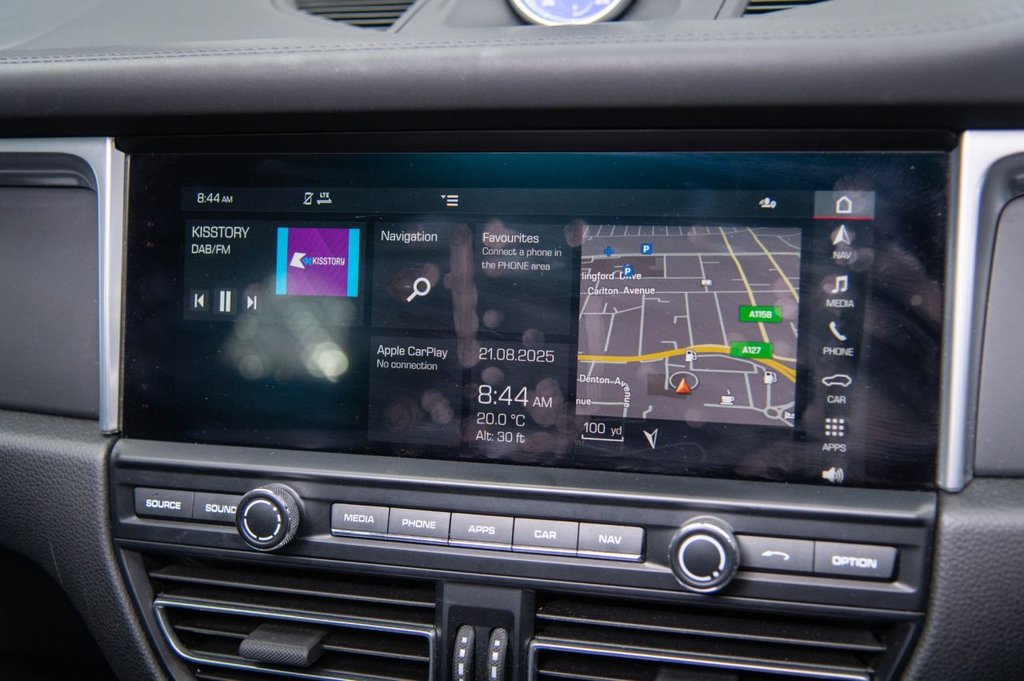 Used Porsche Macan 2021 for sale - 75986177: Photo 47