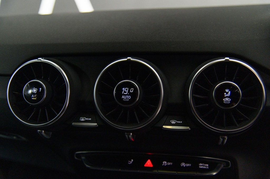 Used Audi TT 2016 for sale - 76986477: Photo 13