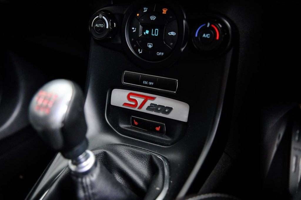 Used Ford Fiesta 2016 for sale - 76686000: Photo 14