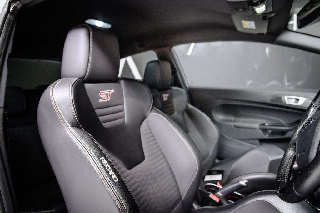 Used Ford Fiesta 2016 for sale - 76686000: Photo 27