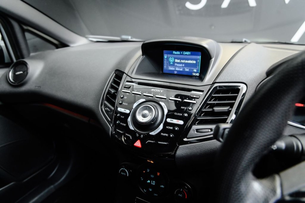 Used Ford Fiesta 2016 for sale - 76686000: Photo 3